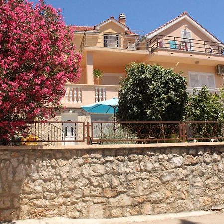 Apartman Tisno Exterior photo