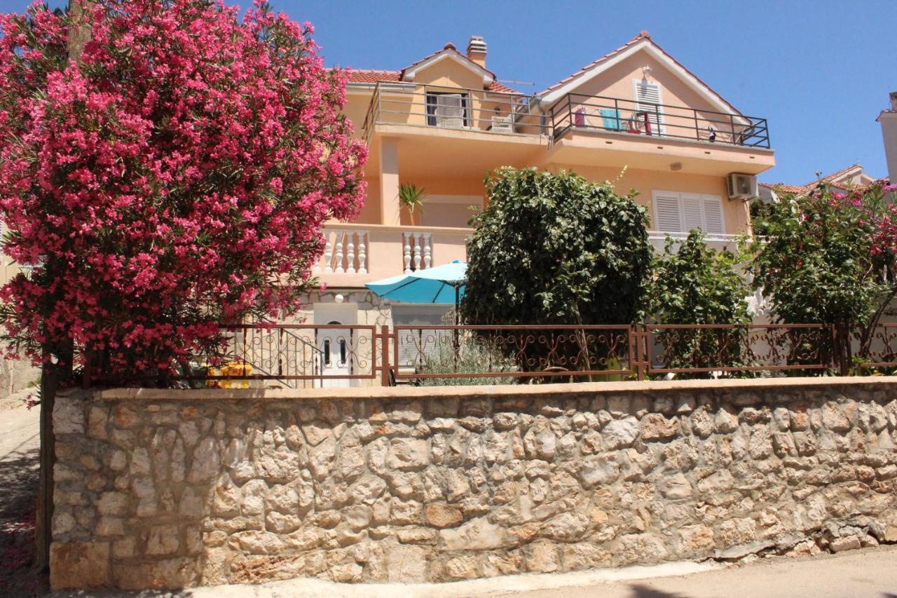 Apartman Tisno Exterior photo